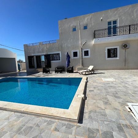Magnifique Villa Avec Piscine Sur L'Ile De Djerba フーム・スーク エクステリア 写真