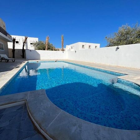 Magnifique Villa Avec Piscine Sur L'Ile De Djerba フーム・スーク エクステリア 写真