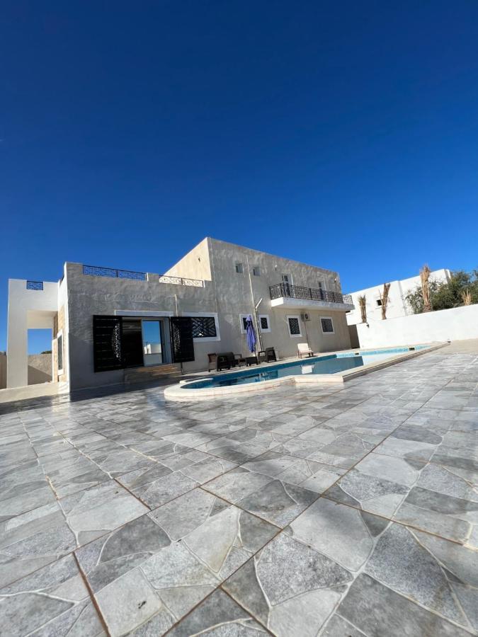 Magnifique Villa Avec Piscine Sur L'Ile De Djerba フーム・スーク エクステリア 写真