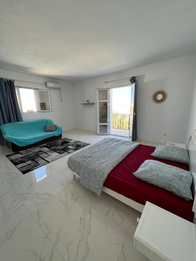 Magnifique Villa Avec Piscine Sur L'Ile De Djerba フーム・スーク エクステリア 写真