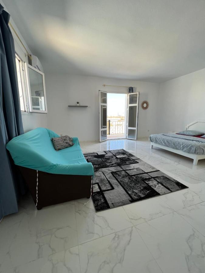 Magnifique Villa Avec Piscine Sur L'Ile De Djerba フーム・スーク エクステリア 写真